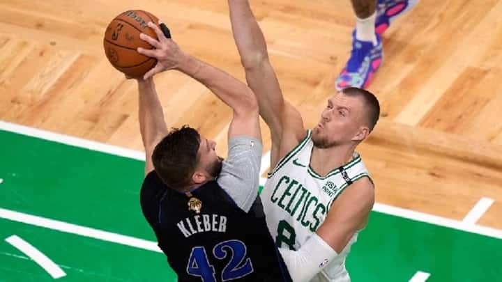Kristaps Porzingis - Joe Mazzulla - Boston Celtics - NBA Finals 2024